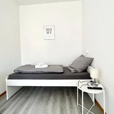 Hotell Monteurzimmer In Zentraler Lage *