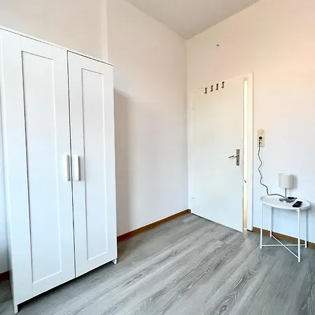 Monteurzimmer In Zentraler Lage Hotell Emden